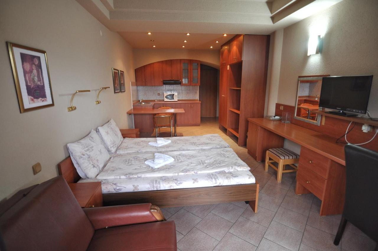 Villa Forum Охрид Екстериор снимка